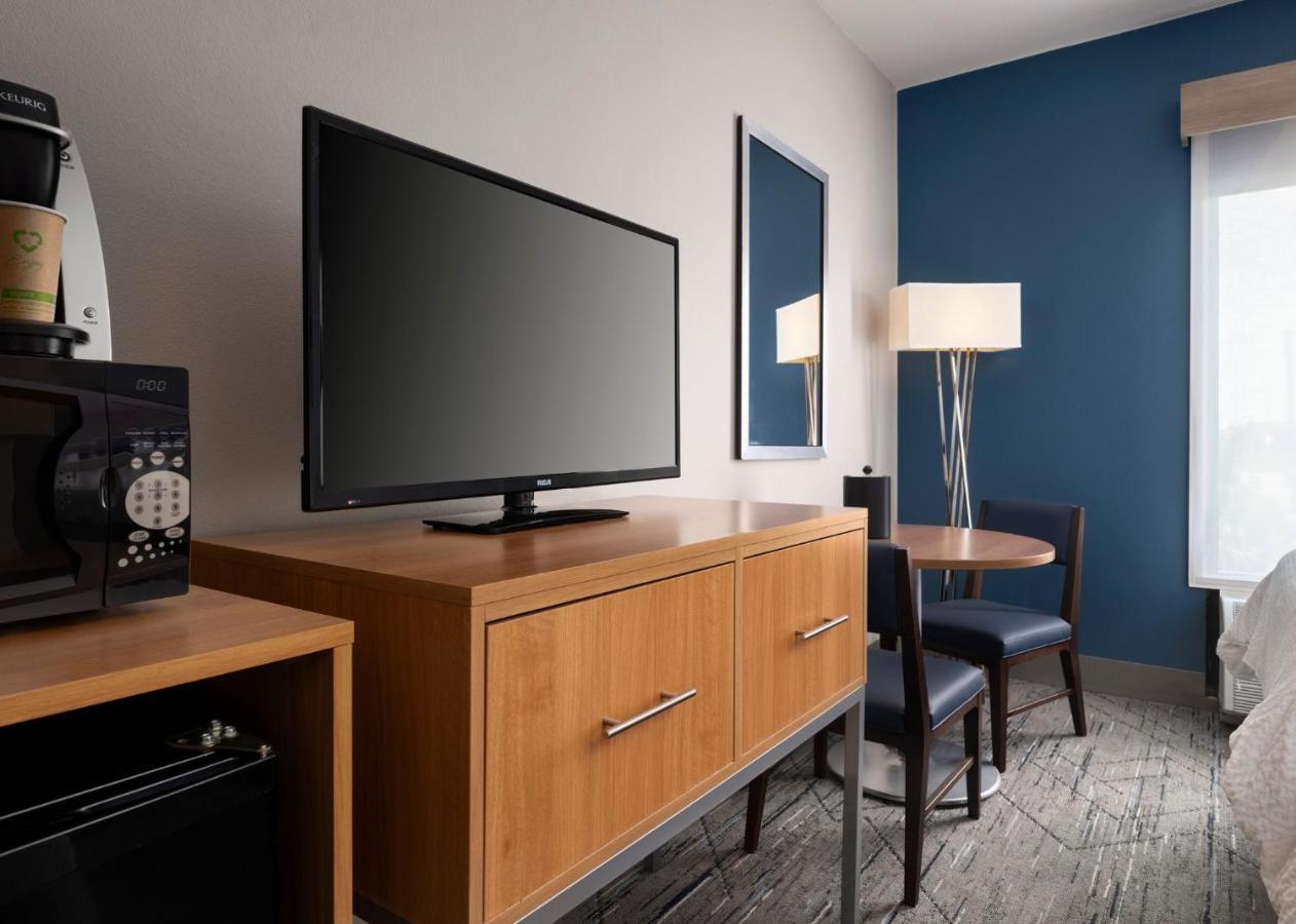 Holiday Inn Express And Suites New Orleans Airport By Ihg Saint Rose Exterior foto