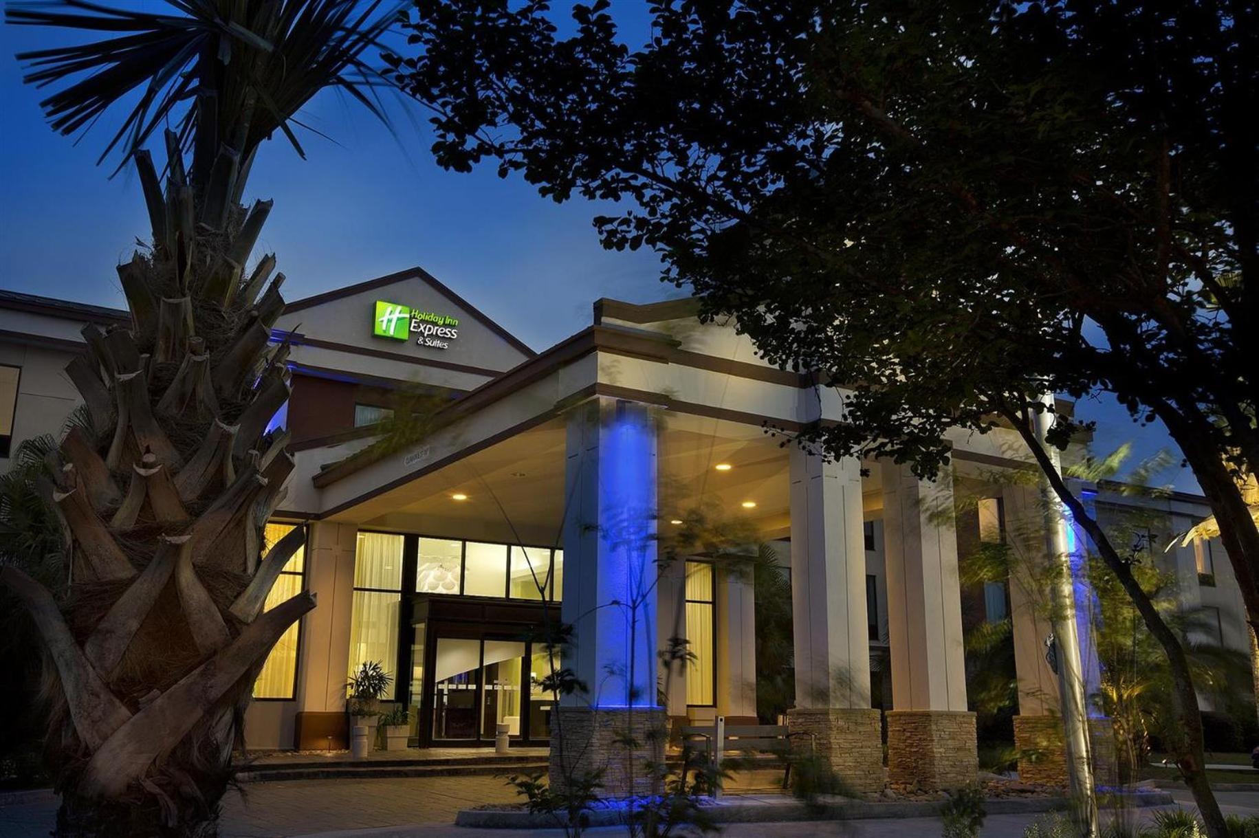 Holiday Inn Express And Suites New Orleans Airport By Ihg Saint Rose Exterior foto